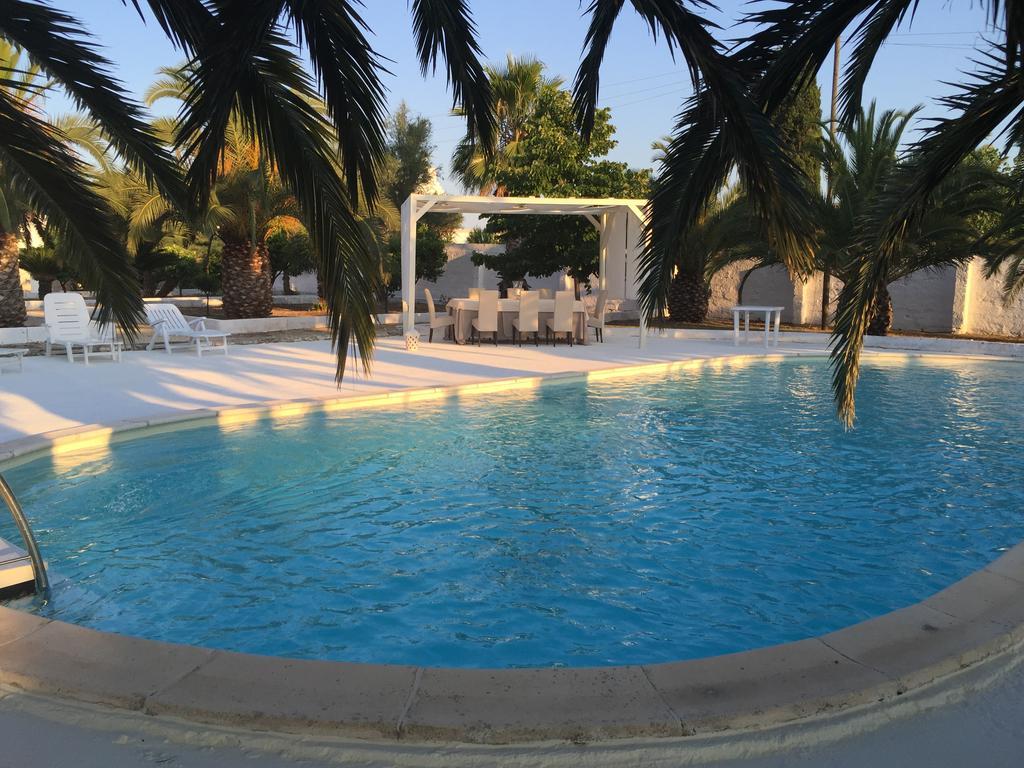 Masseria Rienzo Остуни Екстериор снимка