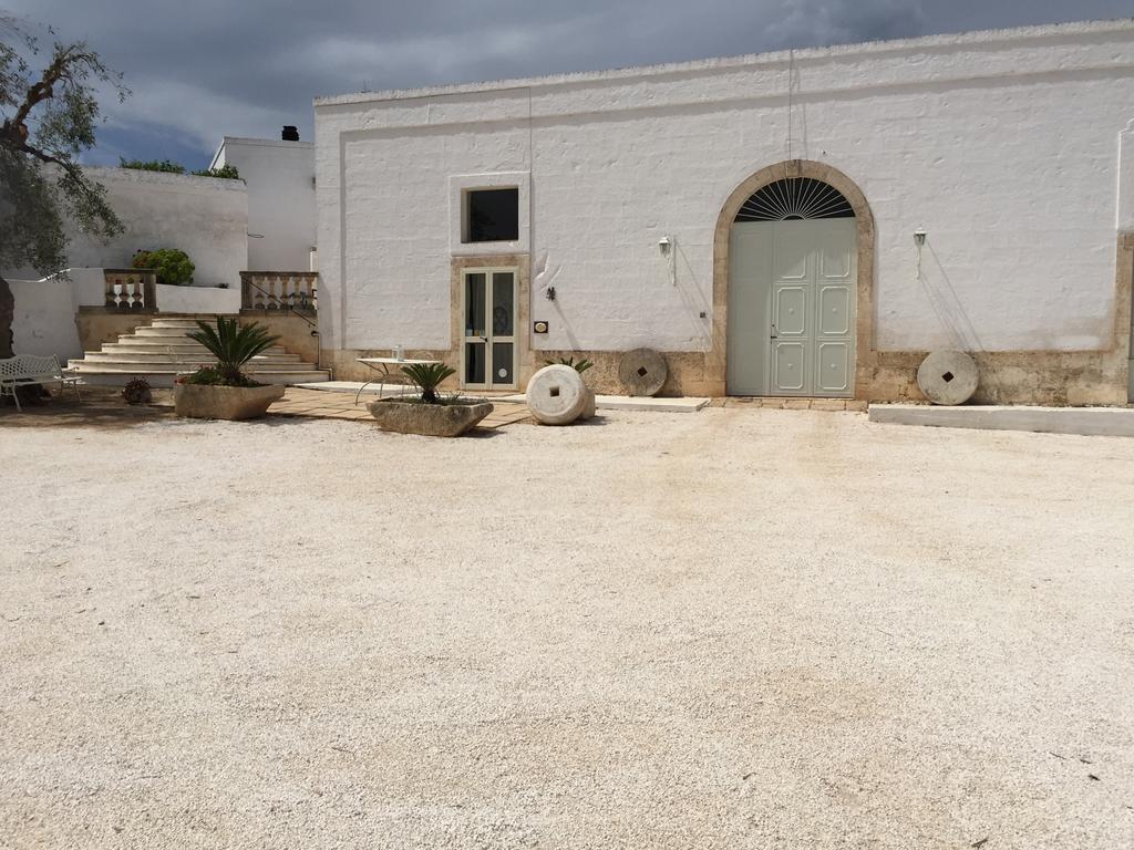 Masseria Rienzo Остуни Екстериор снимка