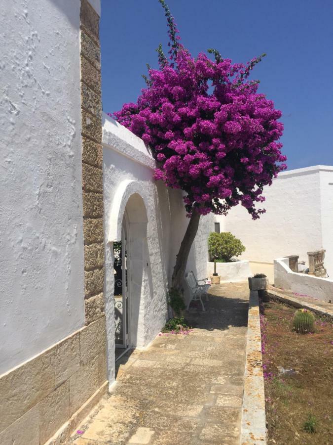 Masseria Rienzo Остуни Екстериор снимка