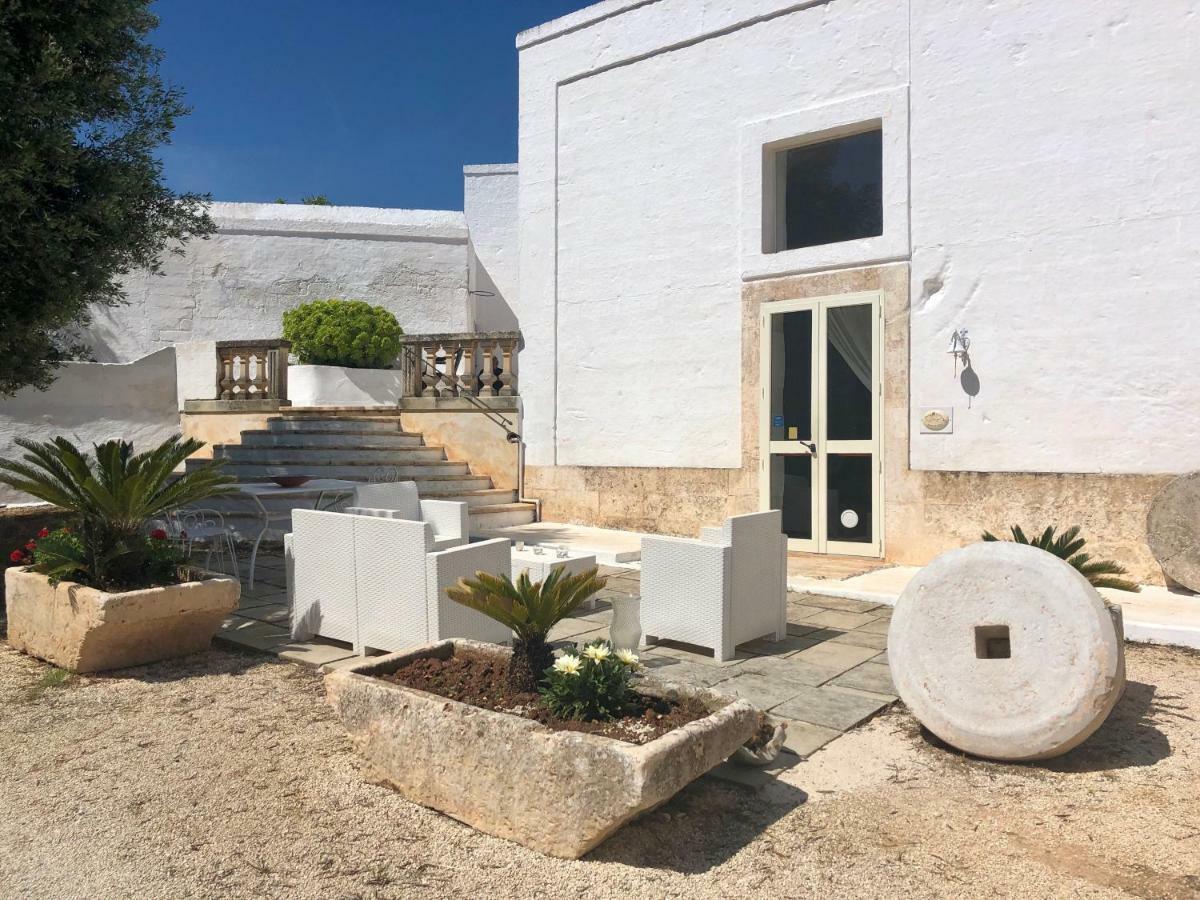 Masseria Rienzo Остуни Екстериор снимка